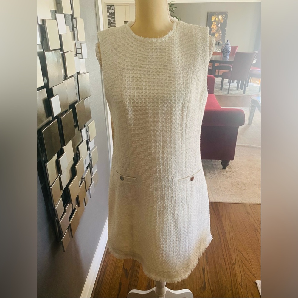 H&M Sleeveless Tweed Boucle Shift Dress